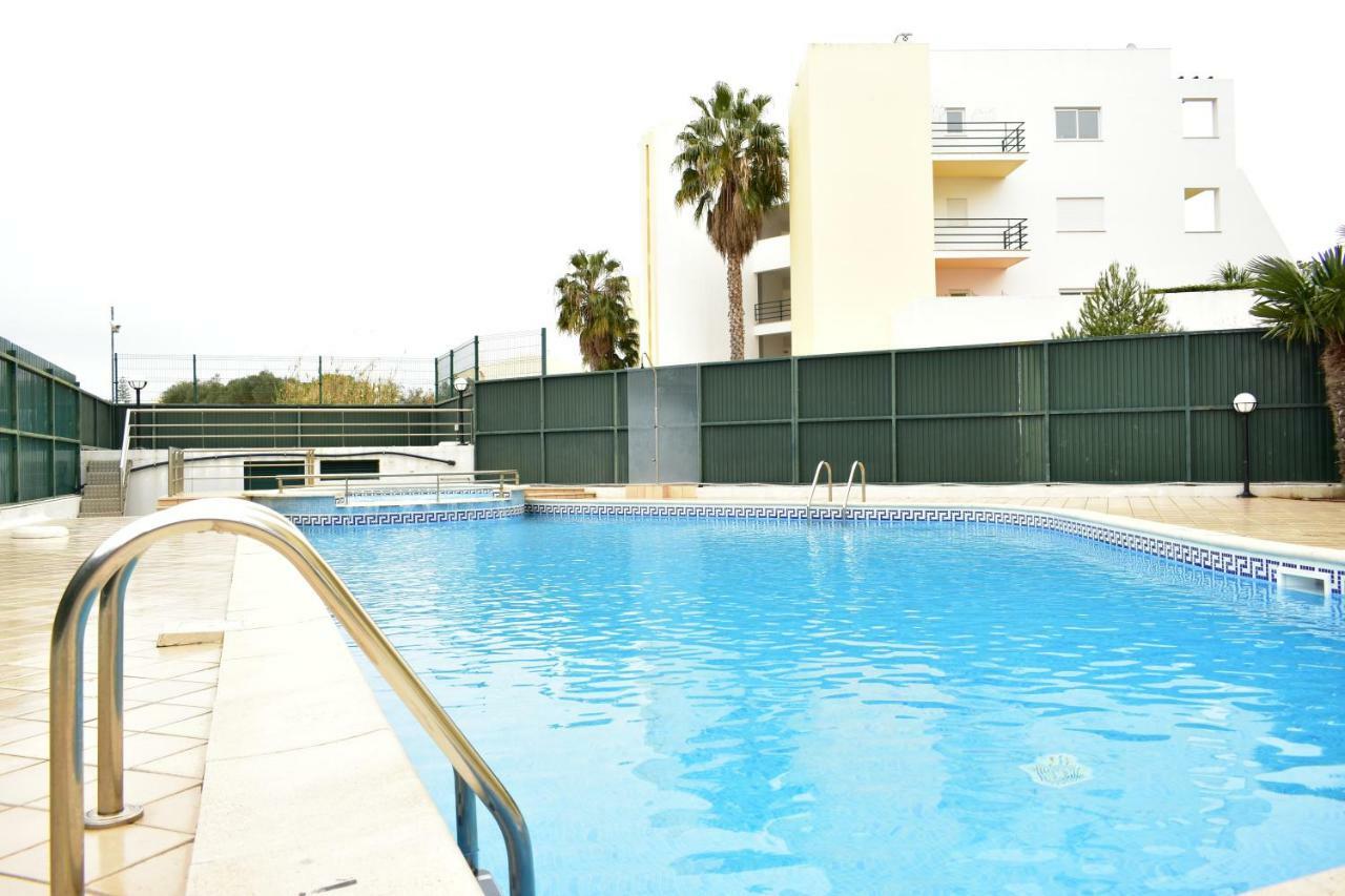 Casa Marina - Apartamento Com Piscina Junto Da Marina De Apartment *